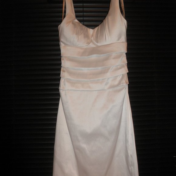 B. DARLIN White Fitted Formal Dress Size 3/4 - Picture 1 of 5
